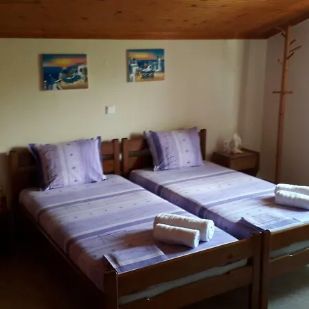 House Dilena Tsimtsiri 펜션 *