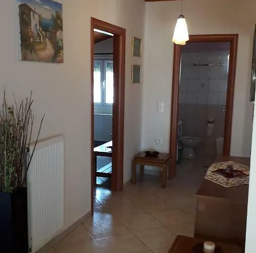 House Dilena Tsimtsiri *