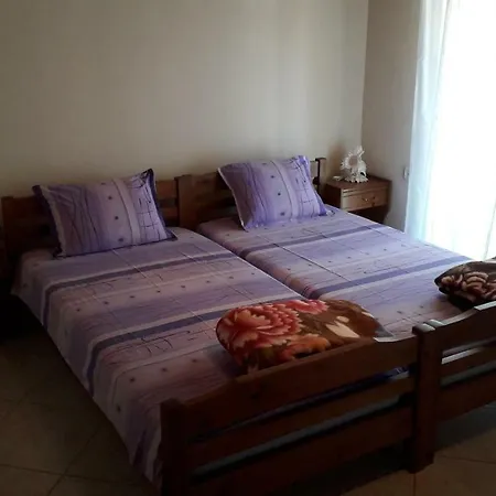 House Dilena Tsimtsiri * Limenária