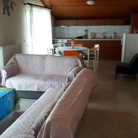 House Dilena Tsimtsiri Limenária