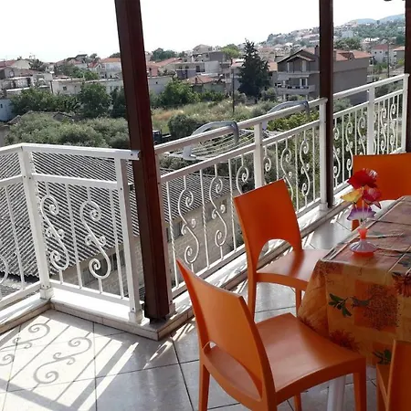 Nyaraló House Dilena Tsimtsiri